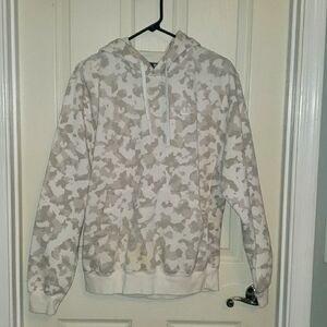 Nike Camo Sweatshirt